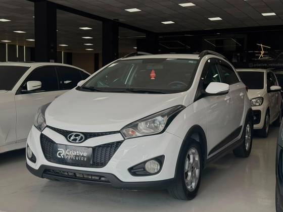 HYUNDAI HB20X 1.6 16V STYLE FLEX 4P AUTOMÁTICO HYUNDAI HB20X 1.6 16V STYLE FLEX 4P AUTOMÁTICO
